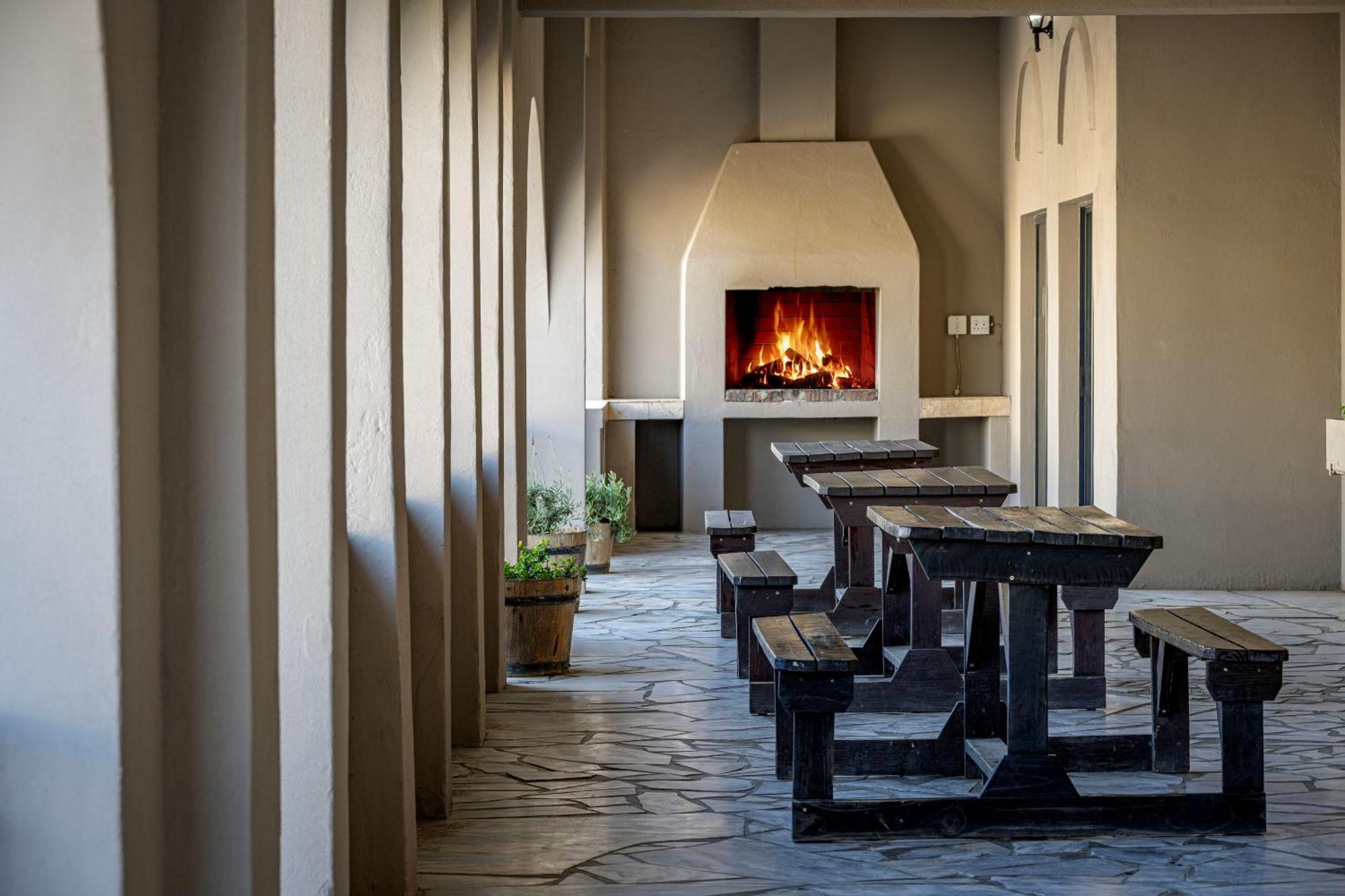 Calvinia Hotel Εξωτερικό φωτογραφία
