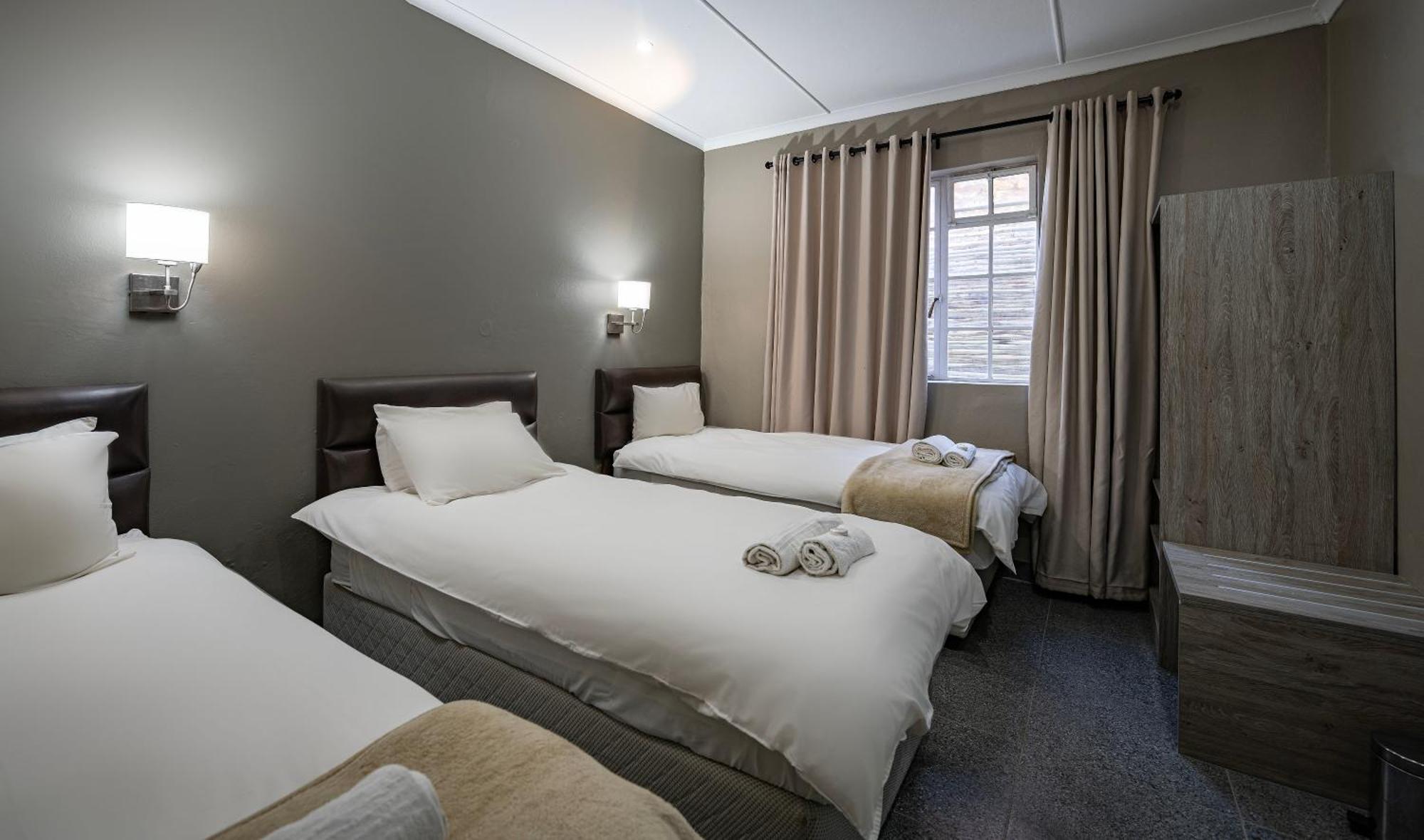 Calvinia Hotel Εξωτερικό φωτογραφία