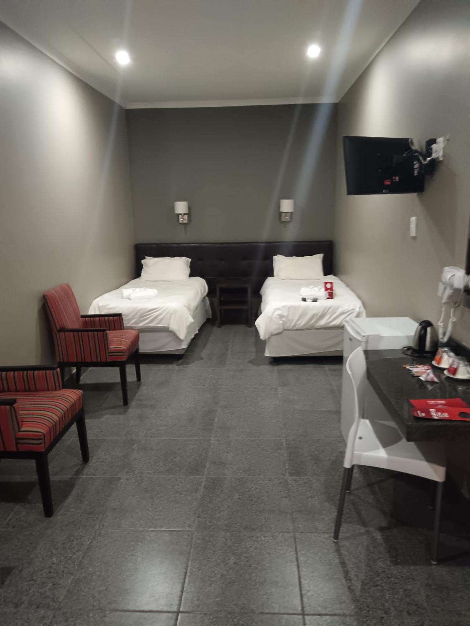 Calvinia Hotel Εξωτερικό φωτογραφία